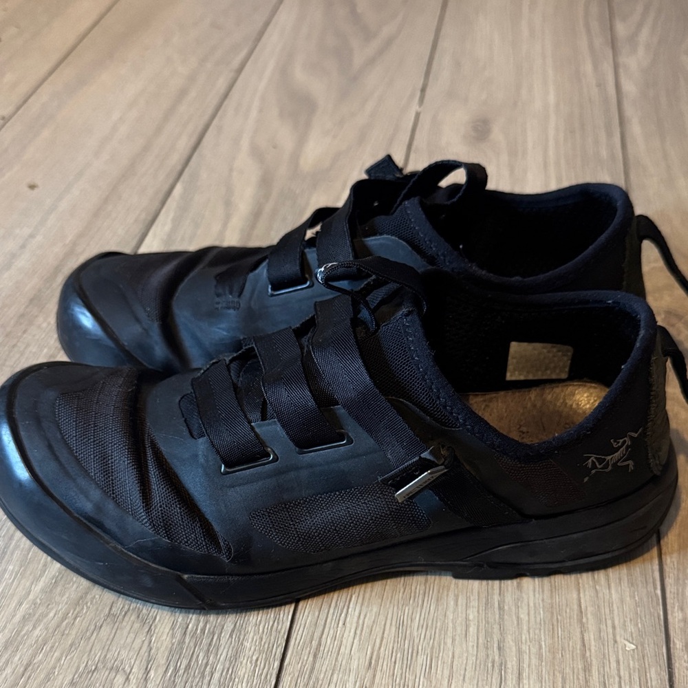 Arc’teryx Shoes